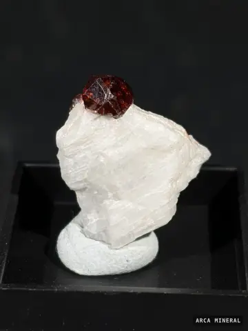 Grenat Spessartite "Lolipop" — Grenat spessartite, Peshawar, Pakistan