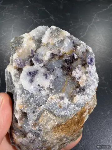 Fluorite violette Fantôme sur Quartz 3