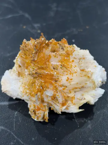 Vanadinite sur Baryte — Vanadinite, Mibladen, Maroc